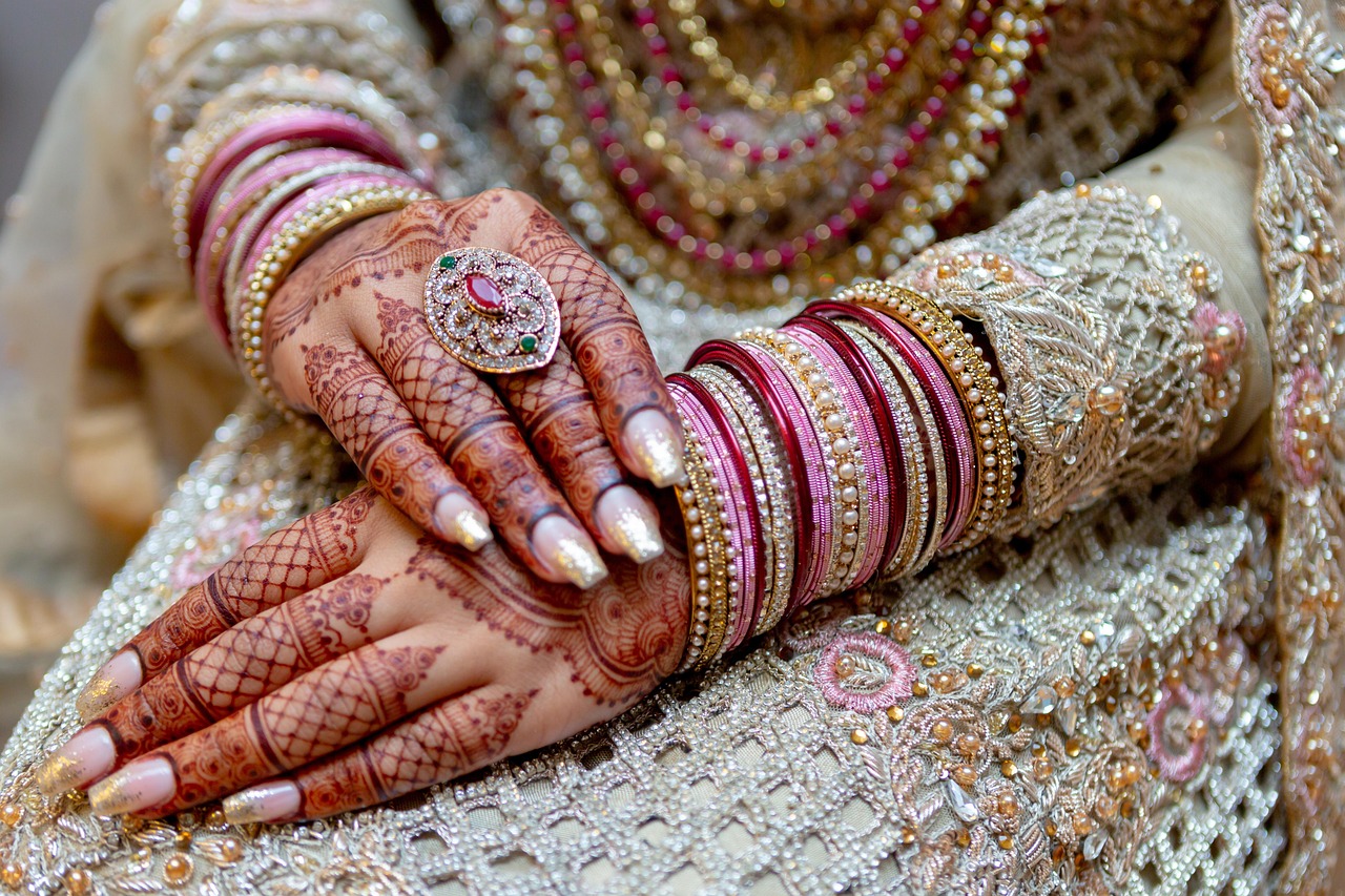 Traditional Elements of Hariyali Teej Mehndi Design