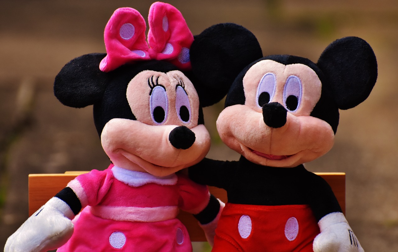 Why Mickey Mouse Mehndi Designs Are Trending